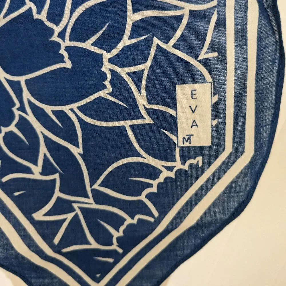 Vintage Eva MT Scarf - Blue and white tulips pattern - Narrow